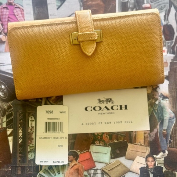 Vintage Coach Red Helen’s Legacy & Vintage Coach Wallet - Picture 12 of 16